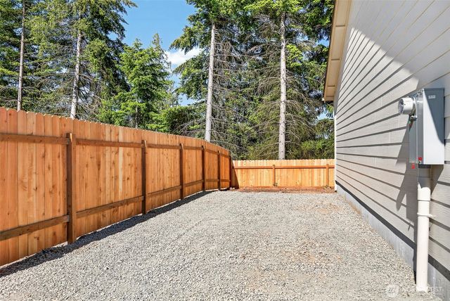 5 Endor Heights Court, Vader, WA 98593