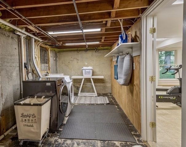 11 Springdale Ave, Wellesley, MA 02462