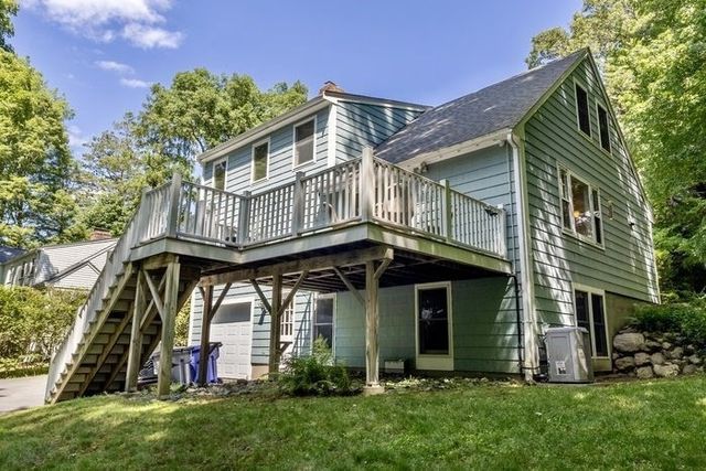 11 Springdale Ave, Wellesley, MA 02462
