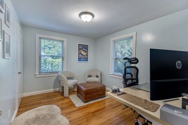 11 Springdale Ave, Wellesley, MA 02462