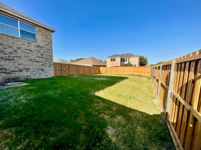 3102 Red Oak Drive, Sunnyvale, TX 75182