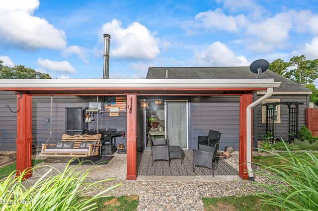 1094 Roberta Road, Rotterdam, NY 12303