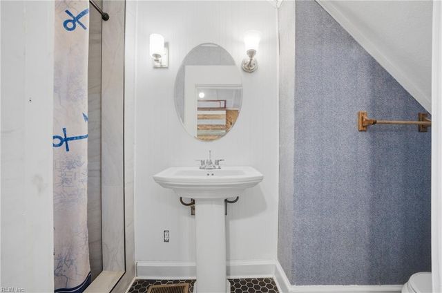 908 Little Bay AVE, Norfolk, VA 23503