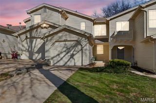 3034 Autumn Lakes Court, Maryland Heights, MO 63043