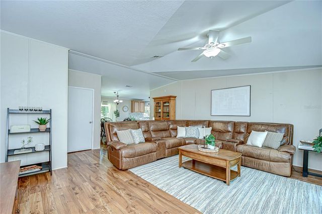 8342 FUSSELL DRIVE, Wesley Chapel, FL 33545