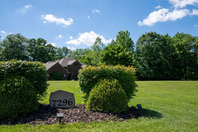 7296 N Clear Creek Road, Huntington, IN 46750
