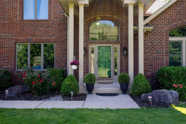 7296 N Clear Creek Road, Huntington, IN 46750