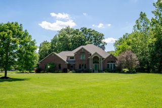 7296 N Clear Creek Road, Huntington, IN 46750