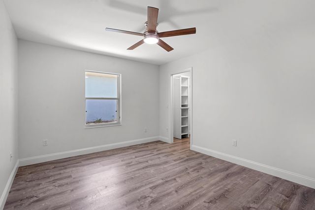 19 Fairbank Ln, Palm Coast, FL 32137