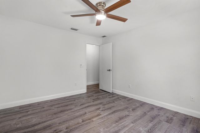 19 Fairbank Ln, Palm Coast, FL 32137