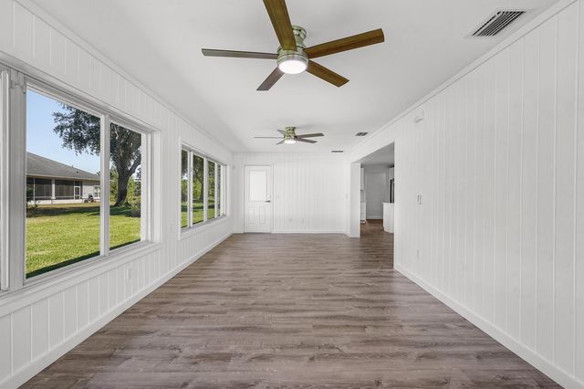 19 Fairbank Ln, Palm Coast, FL 32137