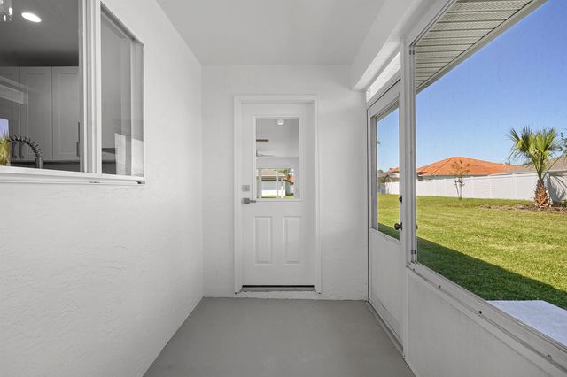 19 Fairbank Ln, Palm Coast, FL 32137