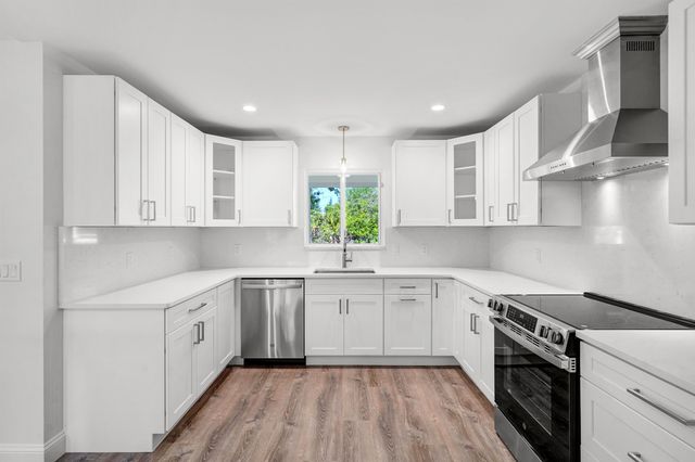 19 Fairbank Ln, Palm Coast, FL 32137