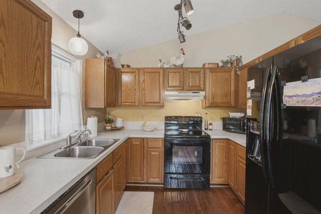 1231 S Longford, Wichita, KS 67207