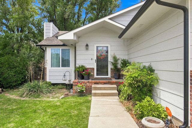 1231 S Longford, Wichita, KS 67207