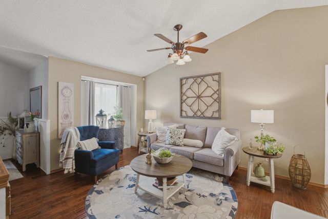 1231 S Longford, Wichita, KS 67207