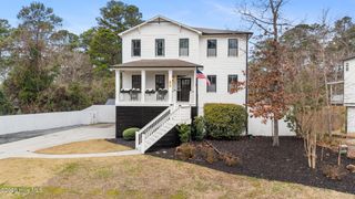 313 Lord Drive, Wilmington, NC 28411