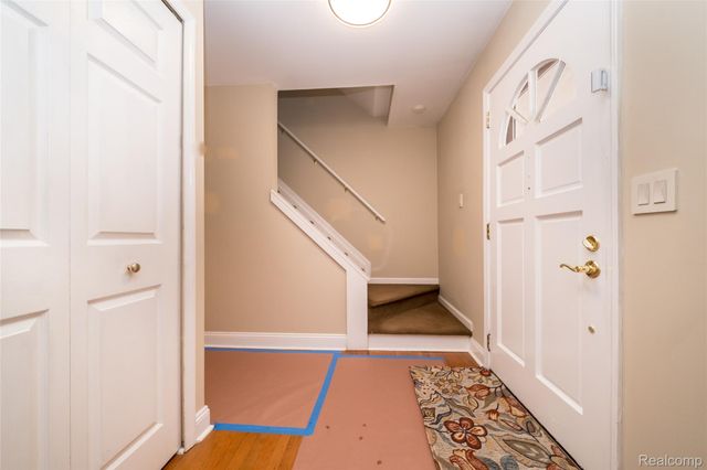 34711 Bunker Hill Drive, Farmington, MI 48331