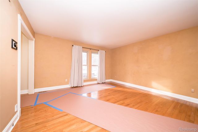 34711 Bunker Hill Drive, Farmington, MI 48331