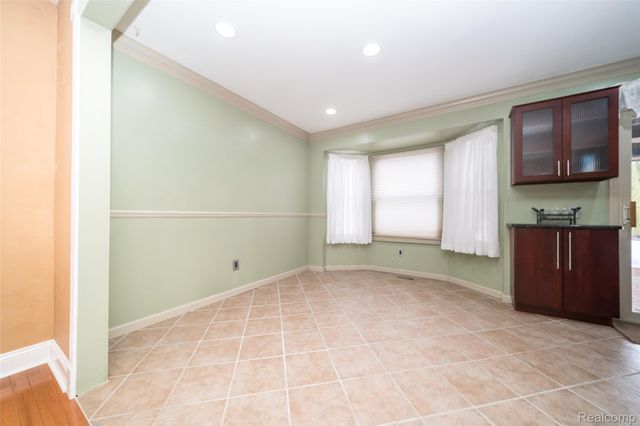 34711 Bunker Hill Drive, Farmington, MI 48331