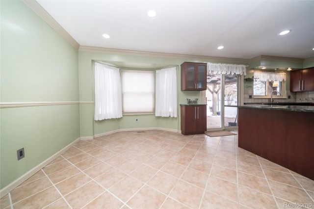 34711 Bunker Hill Drive, Farmington, MI 48331