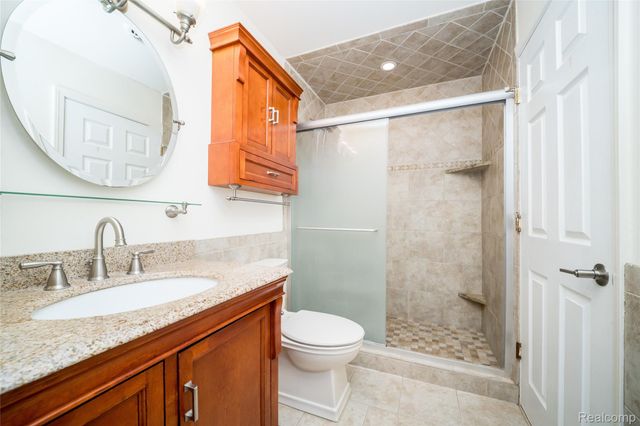 34711 Bunker Hill Drive, Farmington, MI 48331