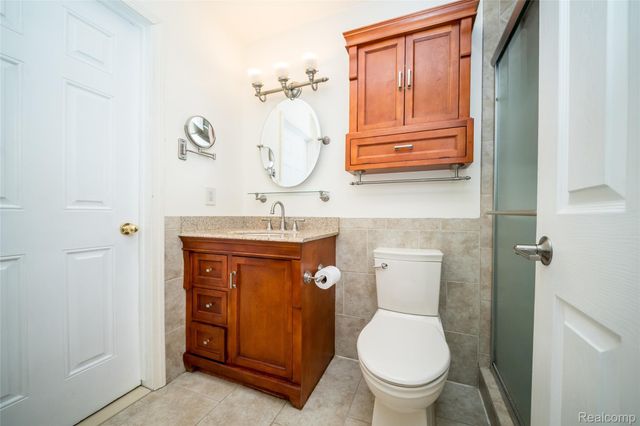 34711 Bunker Hill Drive, Farmington, MI 48331