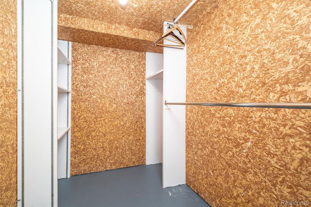 34711 Bunker Hill Drive, Farmington, MI 48331