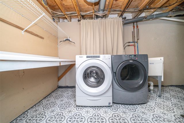 34711 Bunker Hill Drive, Farmington, MI 48331