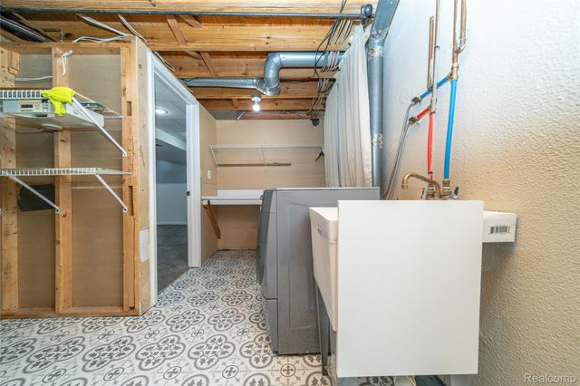 34711 Bunker Hill Drive, Farmington, MI 48331