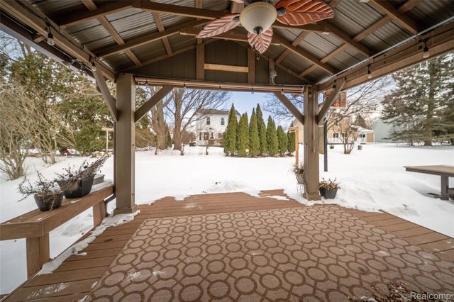 34711 Bunker Hill Drive, Farmington, MI 48331