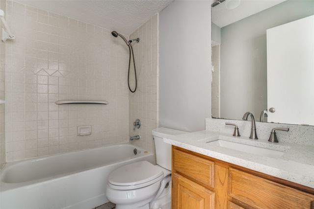 2400 Guerrero Drive, Carrollton, TX 75006