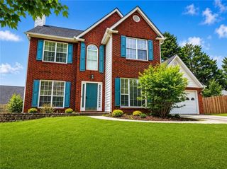 915 Charter Club Drive, Lawrenceville, GA 30043