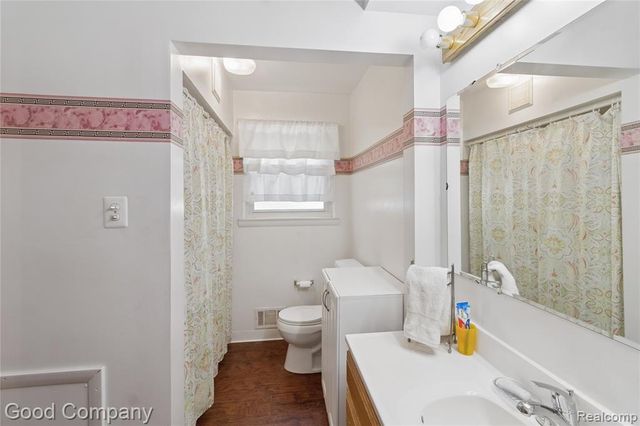 754 Alvin Street, Westland, MI 48186