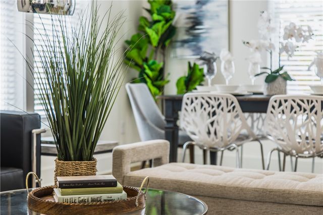 358 S Hill Avenue, Fayetteville, AR 72701