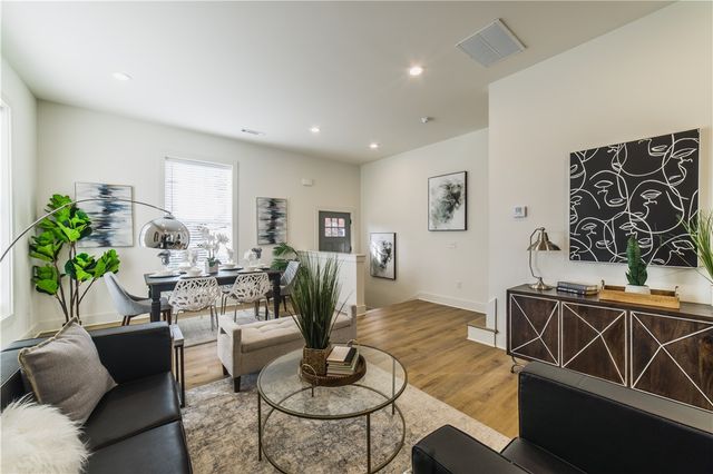 358 S Hill Avenue, Fayetteville, AR 72701