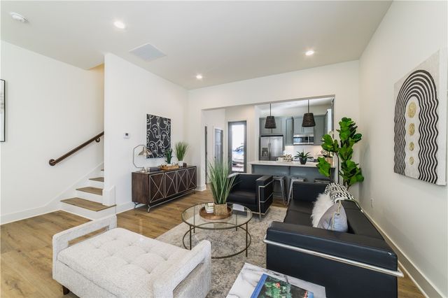 358 S Hill Avenue, Fayetteville, AR 72701