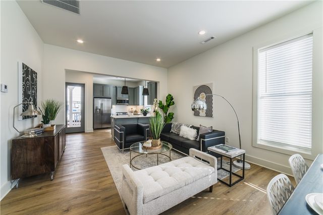 358 S Hill Avenue, Fayetteville, AR 72701