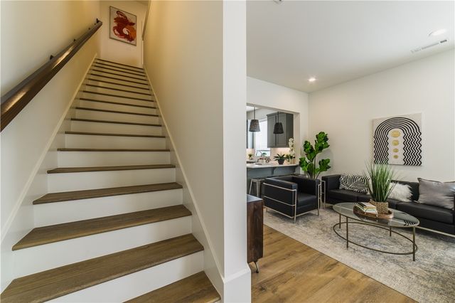 358 S Hill Avenue, Fayetteville, AR 72701