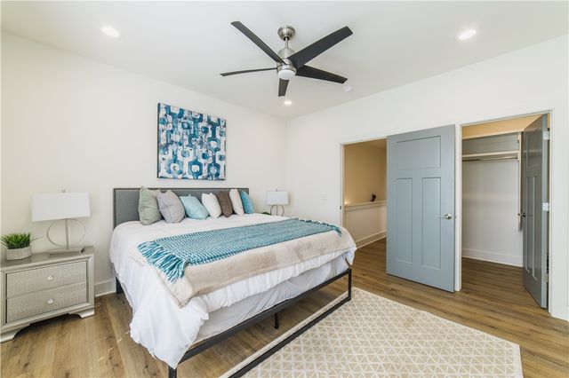 358 S Hill Avenue, Fayetteville, AR 72701