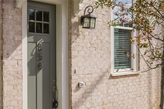 358 S Hill Avenue, Fayetteville, AR 72701