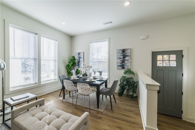 358 S Hill Avenue, Fayetteville, AR 72701