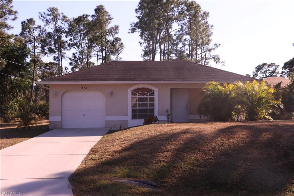 1066 Barnett ST E, LEHIGH ACRES, FL 33974 — exterior