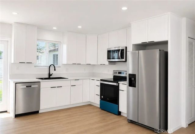 1733 N Avenue 53, Los Angeles, CA 90042