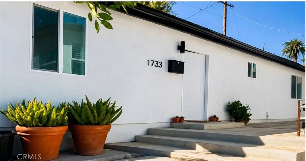 1733 N Avenue 53, Los Angeles, CA 90042
