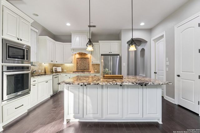 2711 Mossgrove, San Antonio, TX 78230