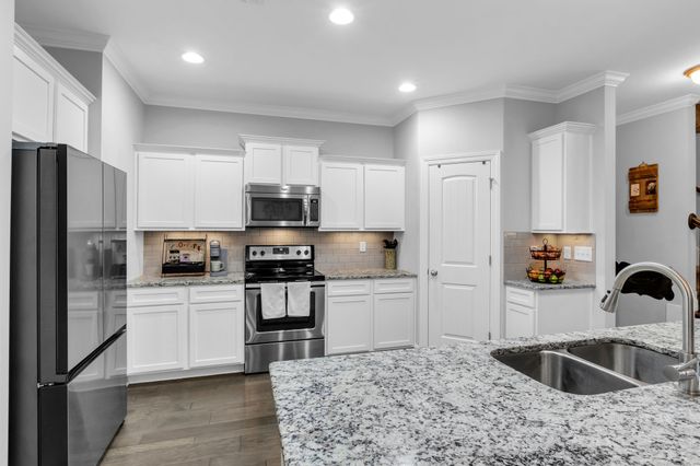 2928 Stuyvesant Ln, Murfreesboro, TN 37128