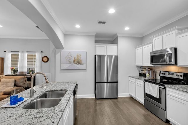 2928 Stuyvesant Ln, Murfreesboro, TN 37128