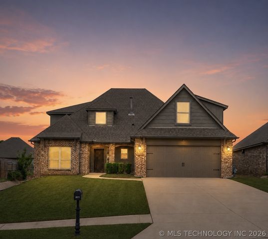 3357 S 207th East Avenue, Broken Arrow, OK 74014