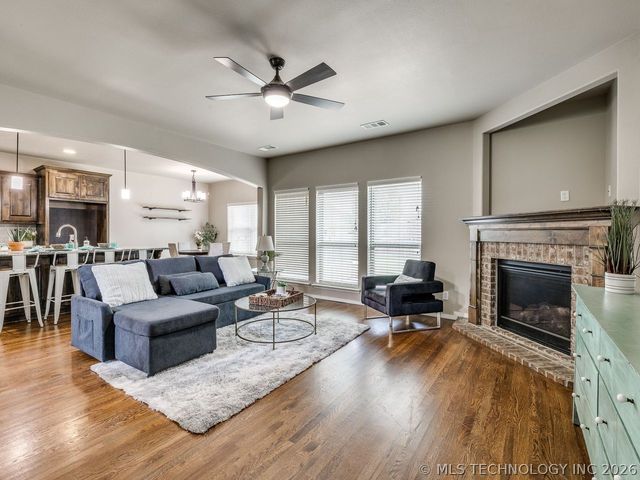 3357 S 207th East Avenue, Broken Arrow, OK 74014
